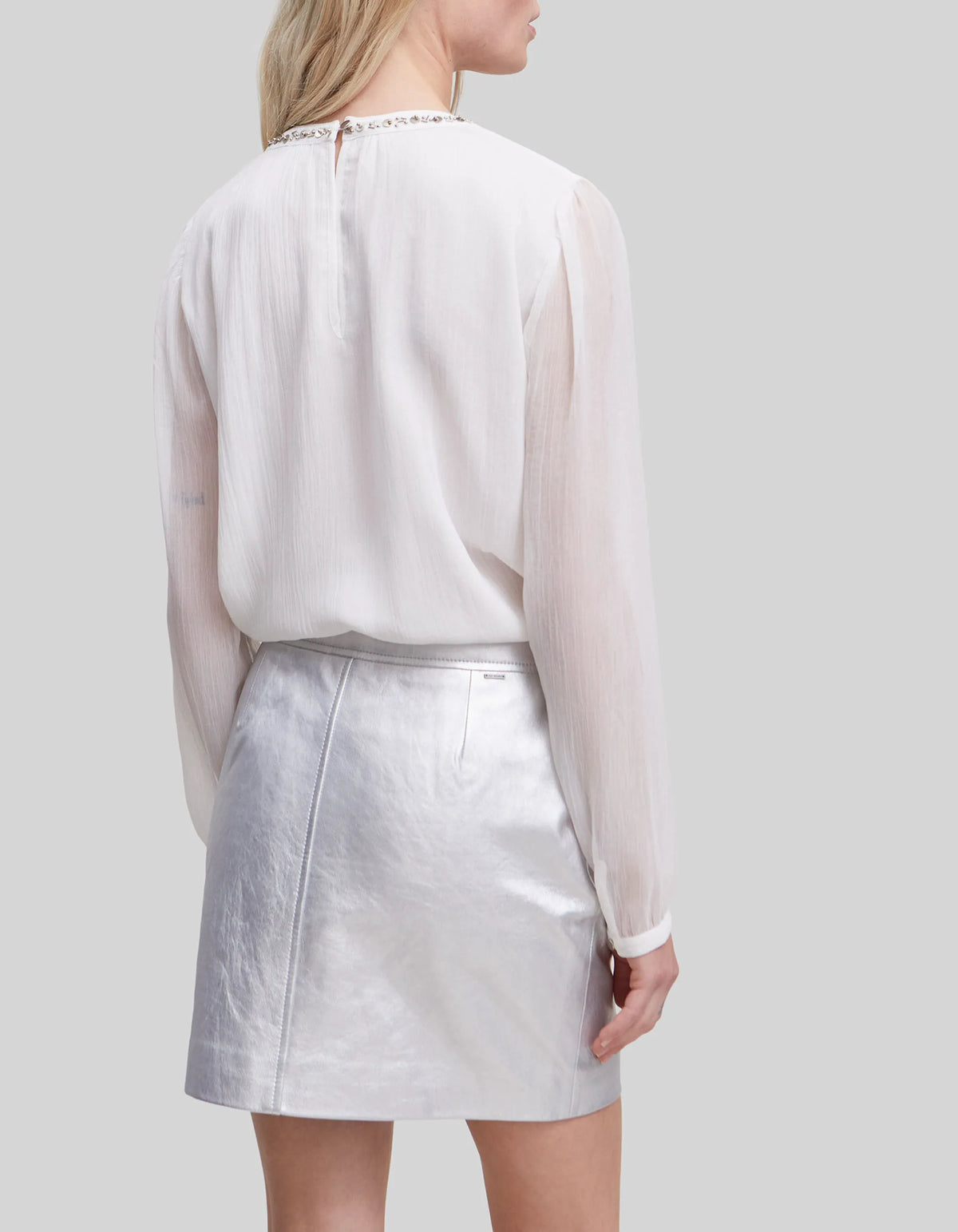 Off White