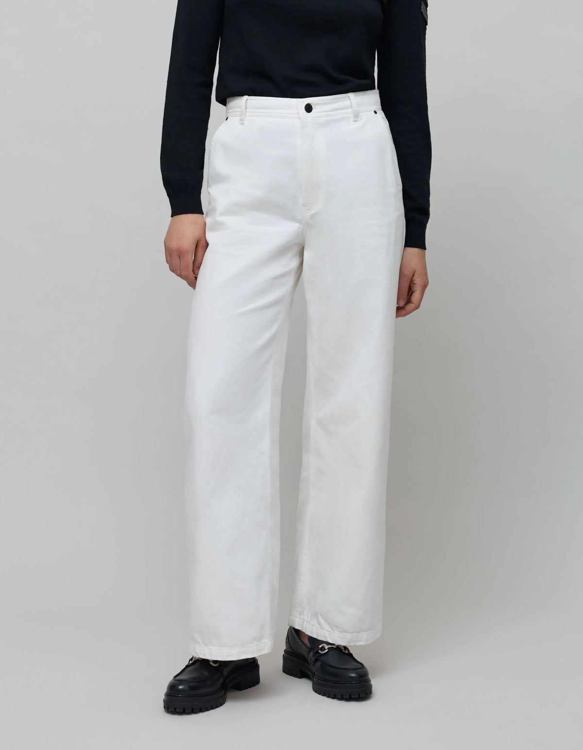Off White
